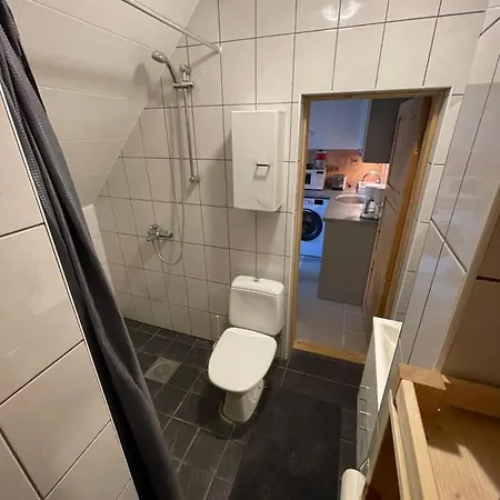 아파트 Cozy 1-bedroom In Location With Terrace *