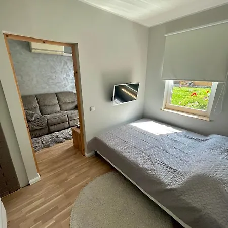 Cozy 1-bedroom In Location With Terrace
